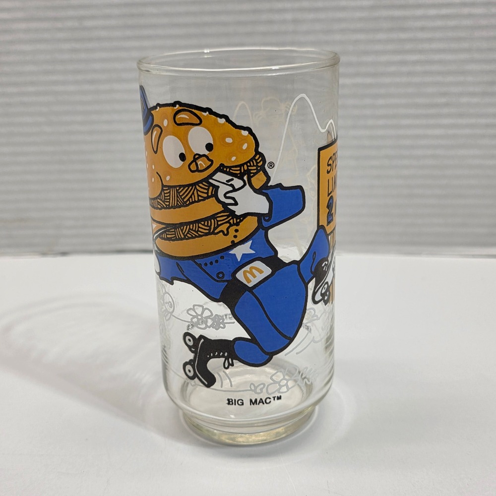 Vintage 1977 McDonald's McDonaldland Action Series Officer Big Mac Glass‎ Cup